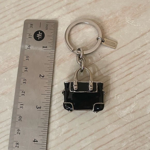 VINTAGE. NEVER USED Coach Handbag / Purse Keychain. VERY RARE. - Picture 15 of 15